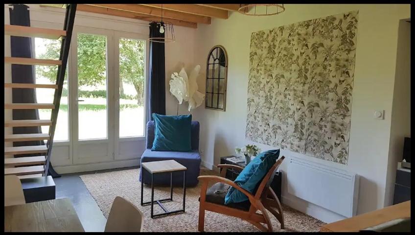 L'Atelier De La Blanchardiere 49520 Acomodação com café da manhã Le Tremblay Exterior foto